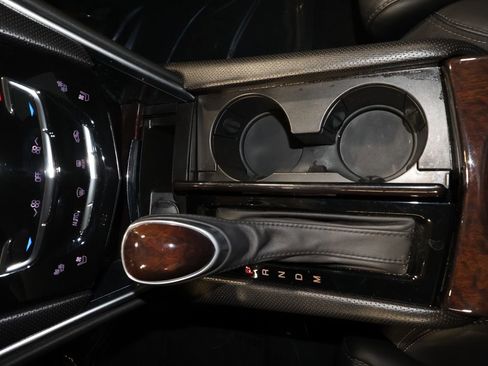 Used 2017 Cadillac XTS Luxury image 9