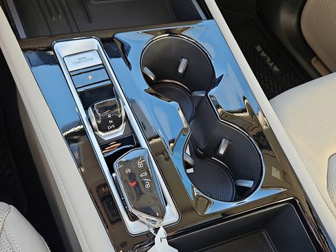 New 2026 Volkswagen Atlas SEL AWD/4WD image 16