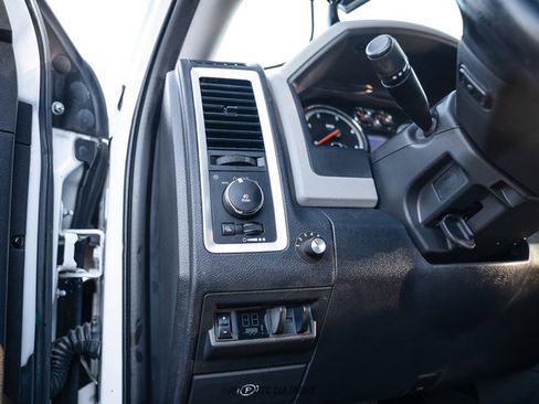 Used 2012 RAM 3500 Big Horn AWD/4WD image 23