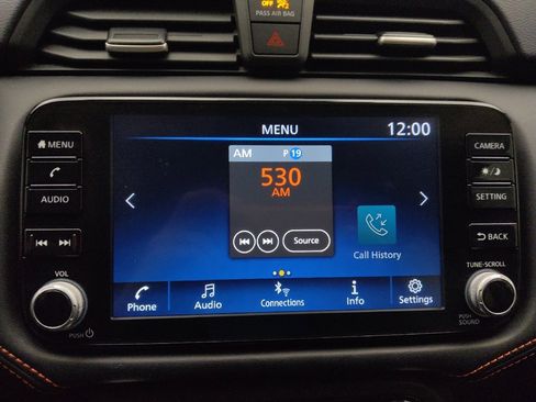 Used 2024 Nissan Versa SR w/ Trunk Package image 25