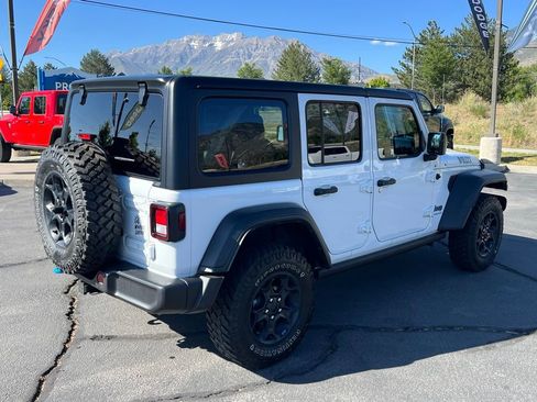 Used 2023 Jeep Wrangler Unlimited w/ Cold Weather Group AWD/4WD image 8