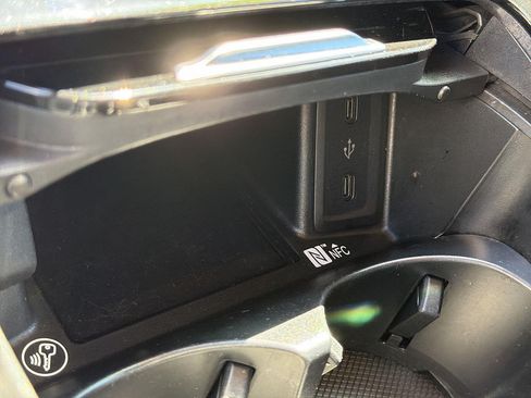 Used 2022 Mercedes-Benz SL 63 AMG 4MATIC image 39