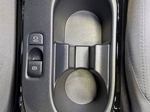 Certified 2023 Toyota Corolla SE image 33