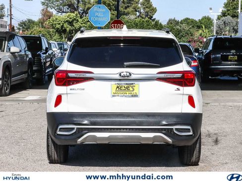 Used 2021 Kia Seltos S FWD image 3