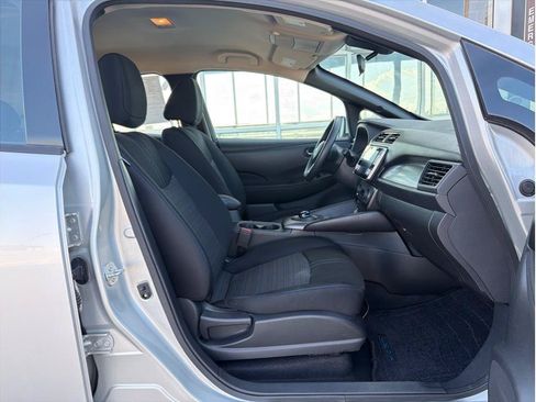 Used 2024 Nissan Leaf S FWD image 14