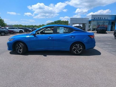 Used 2024 Nissan Sentra SV FWD image 29
