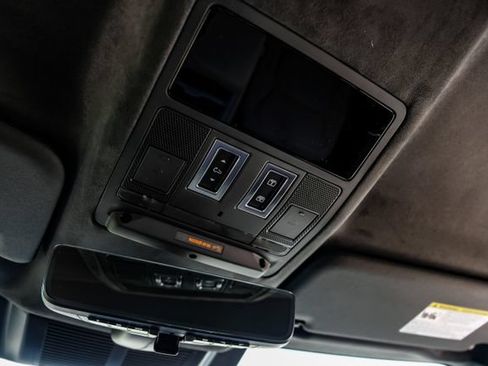 New 2026 Land Rover Defender 110 X AWD/4WD image 42