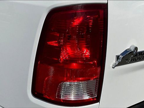 Certified 2019 RAM 1500 Big Horn image 28