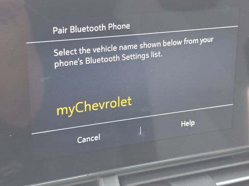 Used 2024 Chevrolet Trax LS w/ LS Convenience Package FWD image 4