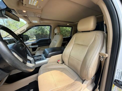 Used 2015 Ford F150 Lariat w/ Equipment Group 502A Luxury image 11