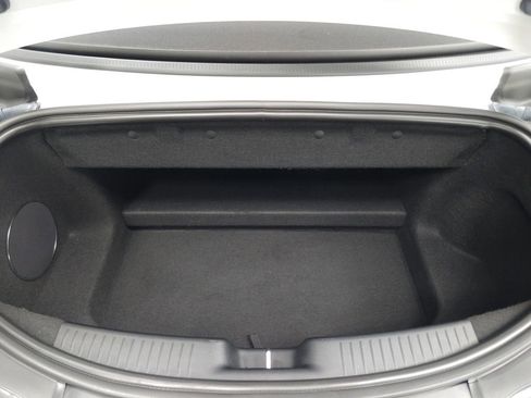 Used 2023 Mercedes-Benz SL 63 AMG 4MATIC w/ Driver Assistance Package image 33