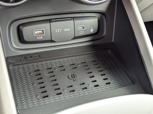 New 2026 Hyundai Venue SEL FWD image 22