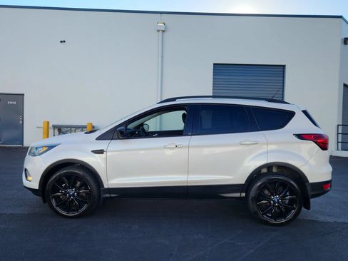 Used 2019 Ford Escape SE AWD/4WD image 2