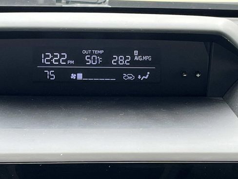 Used 2021 Subaru Crosstrek 2.0i Premium image 14