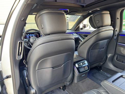 Used 2023 Mercedes-Benz S 500 4MATIC w/ AMG Line image 44