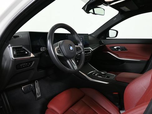 Used 2024 BMW 330i xDrive Sedan w/ M Sport Package AWD/4WD image 4