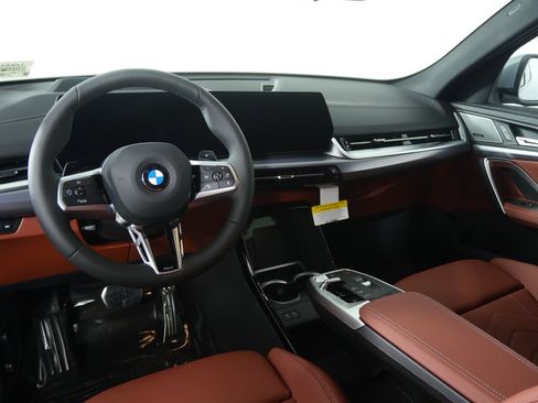 New 2026 BMW X2 xDrive28i w/ Technology Package AWD/4WD image 17