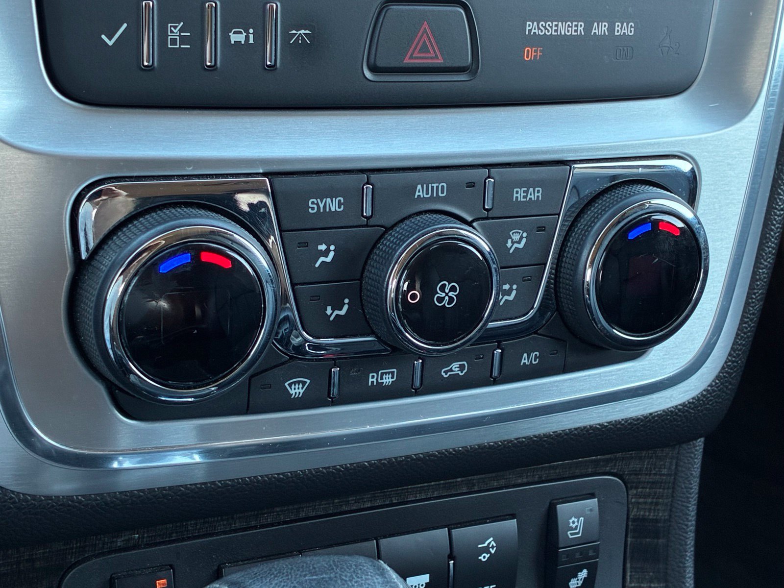 Used 2013 GMC Acadia SLT w/ Technology Package FWD image 23