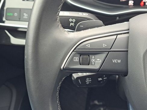 Used 2025 Audi Q7 3.0T Premium Plus image 11