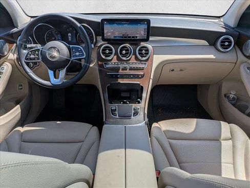 Used 2020 Mercedes-Benz GLC 300 4MATIC image 18