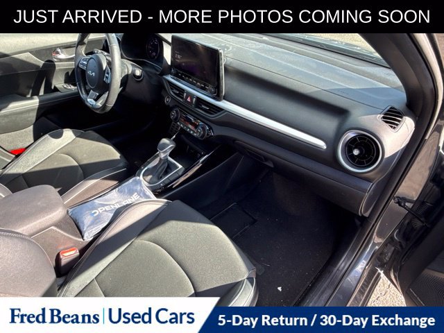 Used 2023 Kia Forte GT-Line w/ GT-Line Premium Package FWD image 14