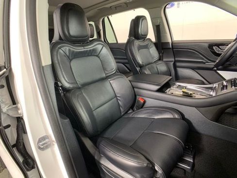 New 2025 Lincoln Aviator Reserve w/ Luxury Package image 32