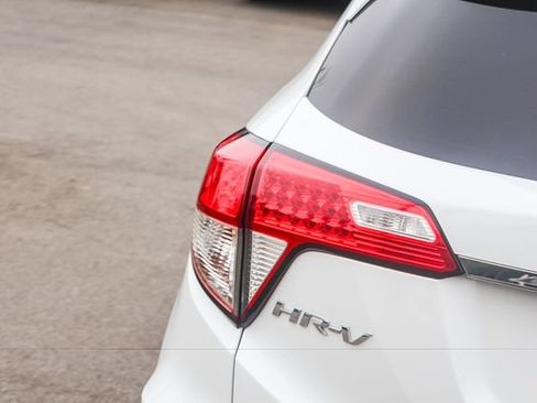 Used 2021 Honda HR-V EX image 8