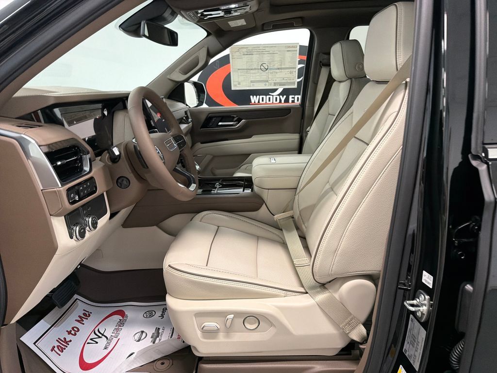 New 2026 GMC Yukon XL Denali w/ Sun & Power Step Package RWD image 8