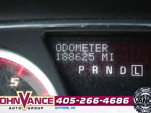Used 2015 GMC Acadia Denali image 39