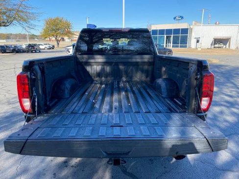 Used 2022 GMC Sierra 2500 SLE w/ SLE Convenience Package image 9