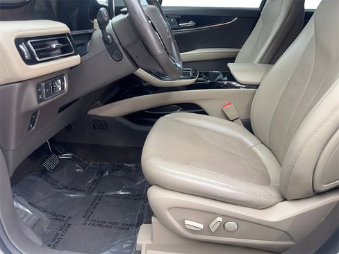 Used 2022 Lincoln Nautilus Reserve image 26