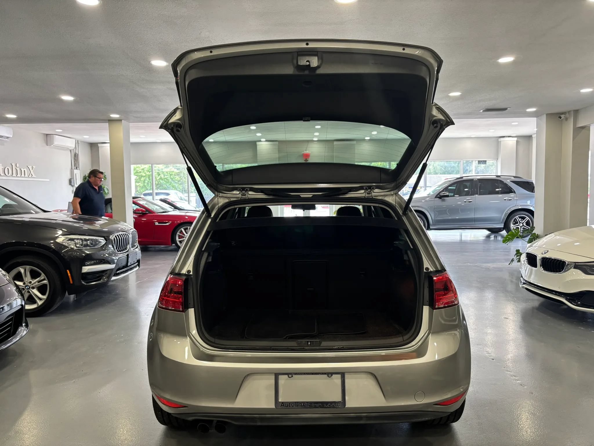 Used 2015 Volkswagen Golf S FWD image 39
