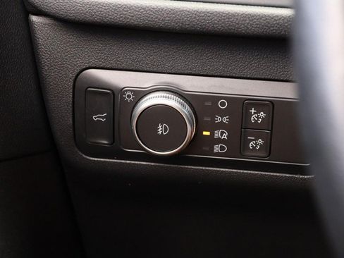 Used 2020 Ford Escape SEL FWD image 21