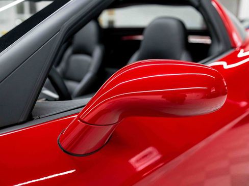 Used 2009 Chevrolet Corvette Coupe w/ Z51 Performance Package RWD image 36