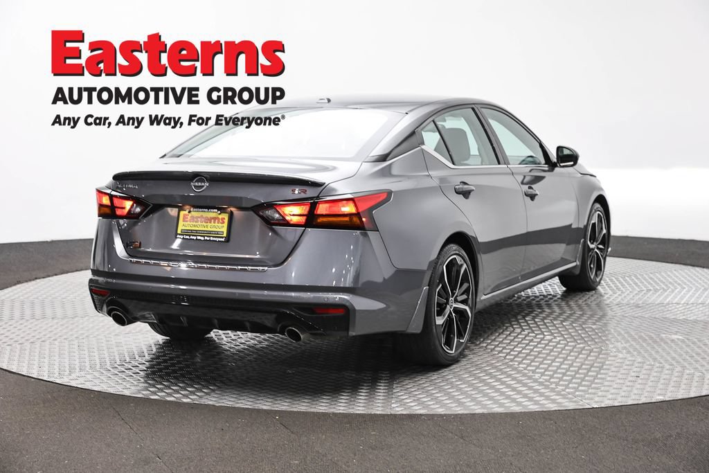 Used 2023 Nissan Altima 2.5 SR FWD image 6