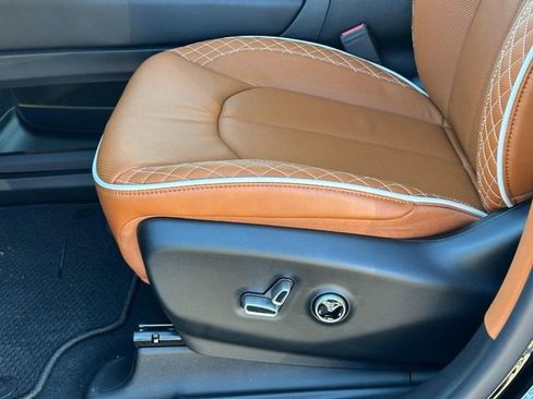 New 2026 Chrysler Pacifica Pinnacle FWD image 15