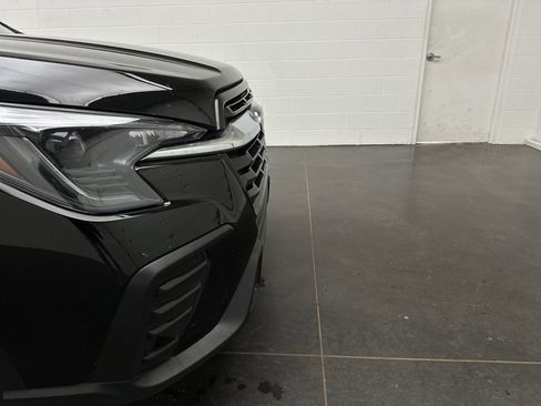 Certified 2025 Subaru Ascent Premium image 2