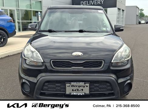 Used 2013 Kia Soul + FWD image 2