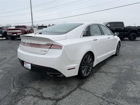 Used 2016 Lincoln MKZ AWD w/ Equipment Group 300A Reserve image 4