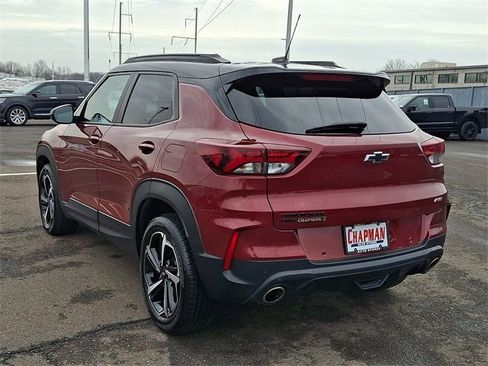 Used 2022 Chevrolet TrailBlazer RS w/ Sun and Liftgate Package image 4