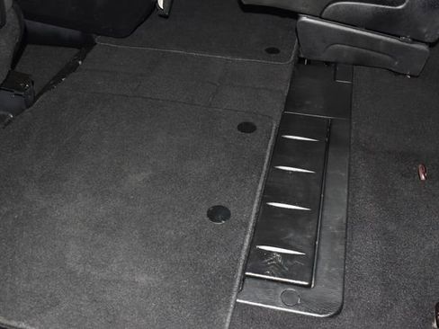Used 2016 Dodge Grand Caravan American Value Package w/ UConnect Hands-Free Group FWD image 25