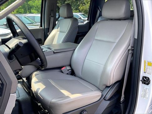 Used 2018 Ford F250 XL w/ Power Equipment Group AWD/4WD image 25