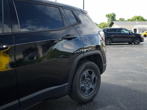Used 2018 Jeep Compass Sport FWD image 20