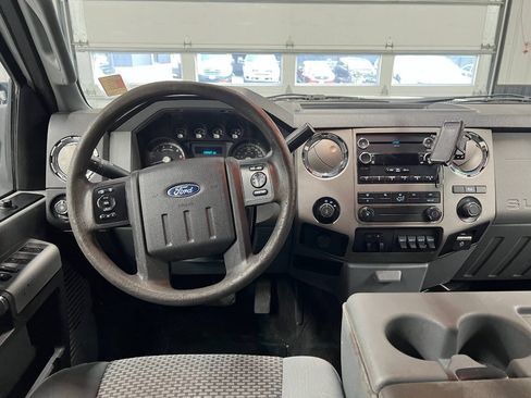 Used 2015 Ford F250 XLT AWD/4WD image 8