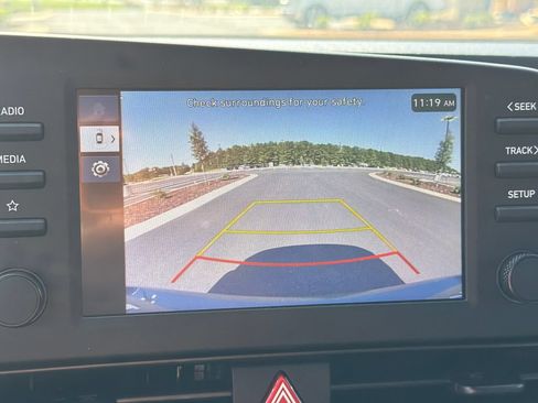 Certified 2025 Hyundai Elantra Sport FWD image 28