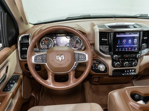 Used 2020 RAM 1500 Laramie image 13