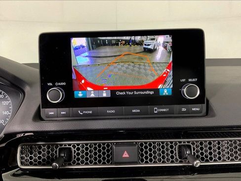 Used 2025 Honda Civic Sport image 30