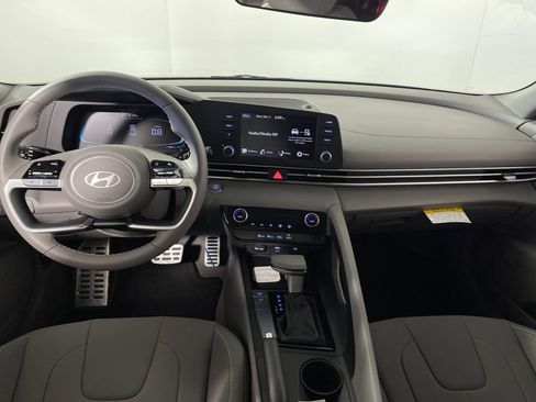 New 2026 Hyundai Elantra Sport FWD image 14