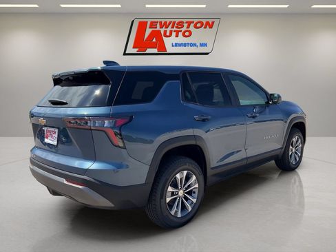 New 2026 Chevrolet Equinox LT w/ Convenience Package II AWD/4WD image 5