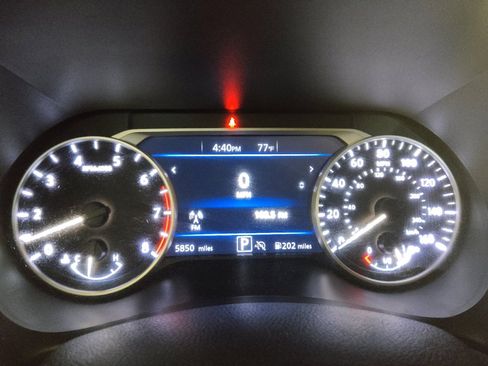 Used 2025 Nissan Sentra SV FWD image 23
